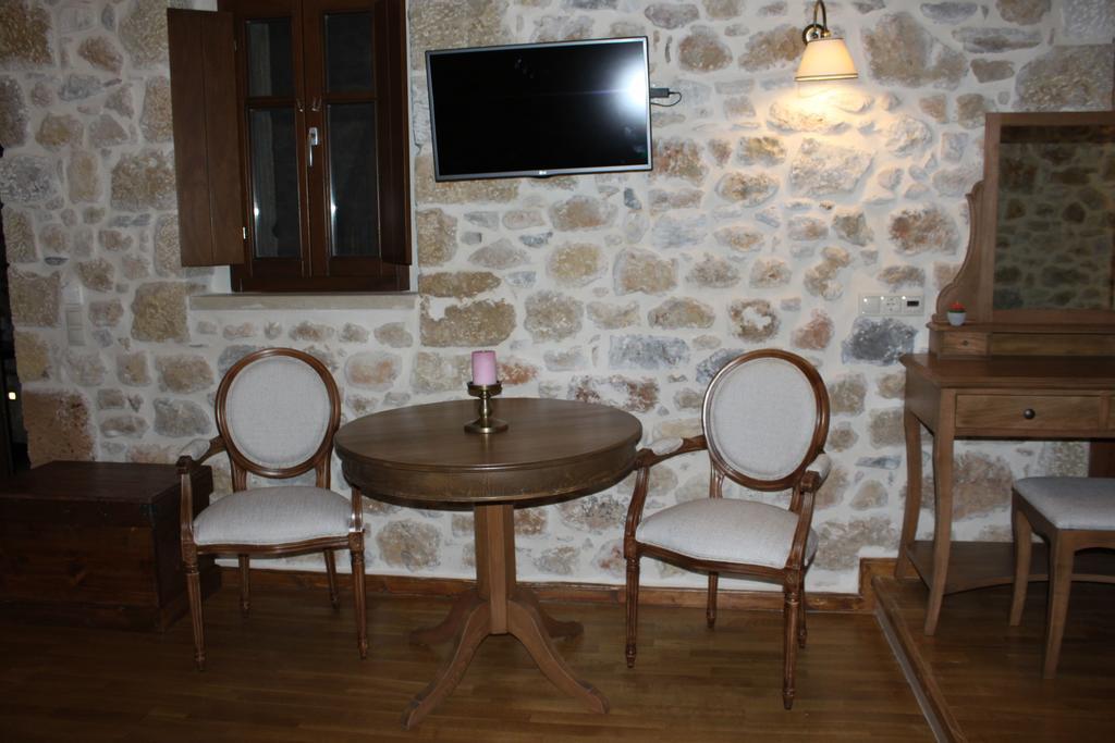 Vetilios Lithos Boutique Hotel Néon Oítilon 외부 사진