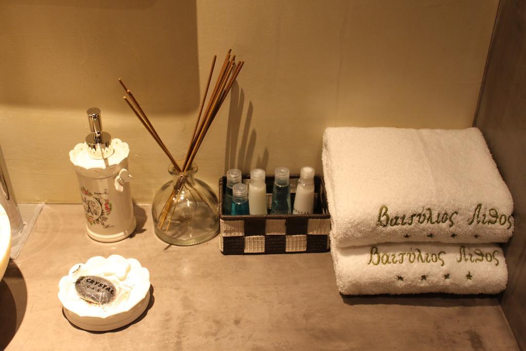 Vetilios Lithos Boutique Hotel Néon Oítilon 외부 사진