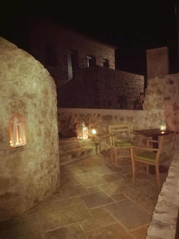 Vetilios Lithos Boutique Hotel Néon Oítilon 외부 사진