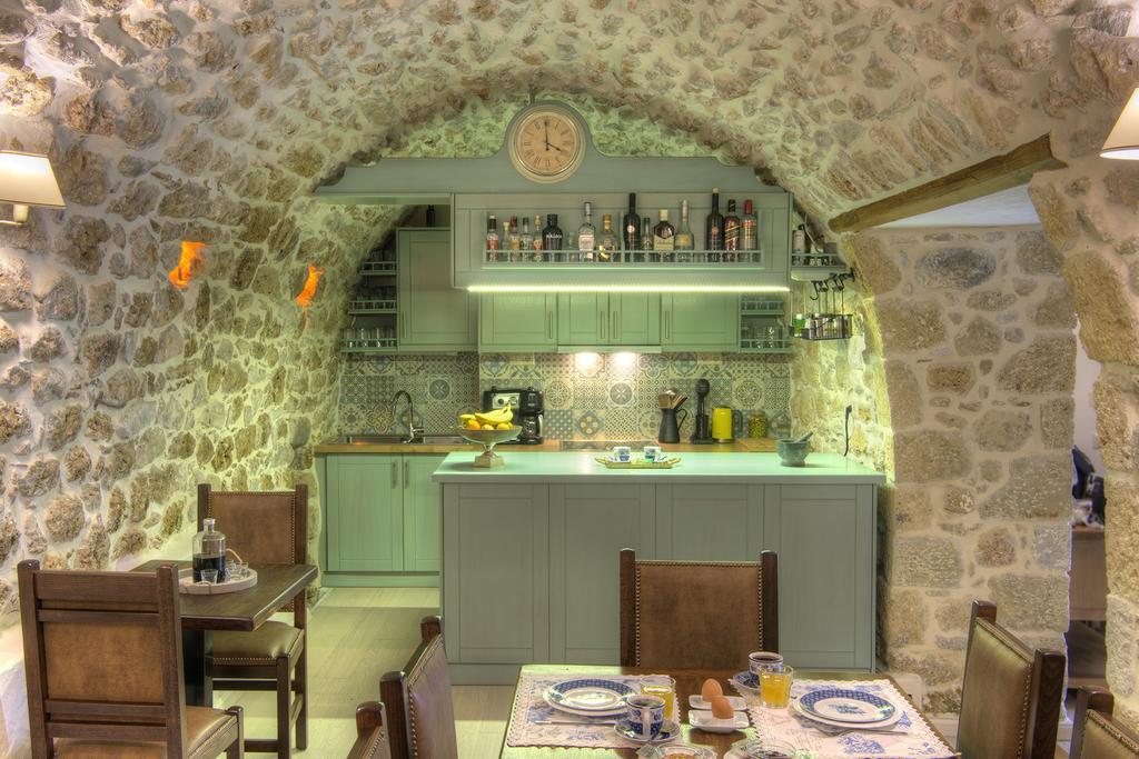 Vetilios Lithos Boutique Hotel Néon Oítilon 외부 사진